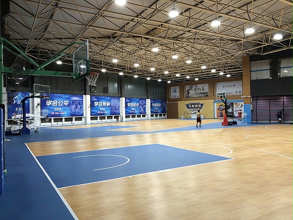 枫木纹 篮球场运动地板 (3)