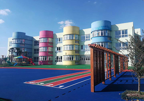 姜堰区兴泰幼儿园室外自结纹塑胶场地铺设效果图